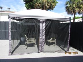 5620 SW 140th Pl, Miami FL 33183