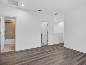 543 Parsons Way, Deerfield Beach FL 33442