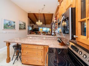 429 Leslie Dr 429, Hallandale Beach FL 33009