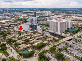 429 Leslie Dr 429, Hallandale Beach FL 33009