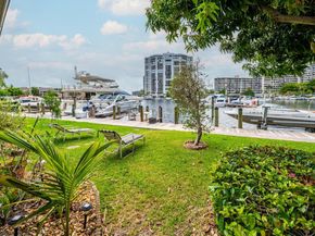 429 Leslie Dr 429, Hallandale Beach FL 33009