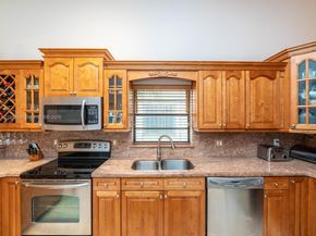 429 Leslie Dr 429, Hallandale Beach FL 33009