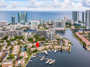 429 Leslie Dr 429, Hallandale Beach FL 33009