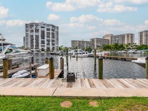 429 Leslie Dr 429, Hallandale Beach FL 33009