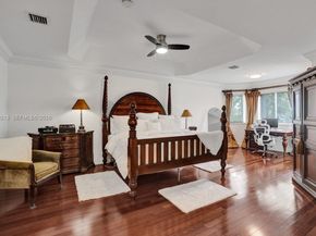 11008 NW 73rd St, Doral FL 33178