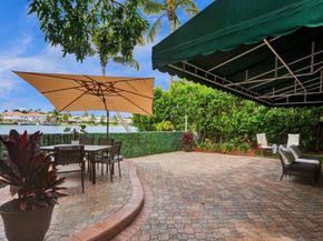 11008 NW 73rd St, Doral FL 33178