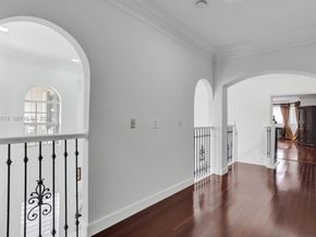 11008 NW 73rd St, Doral FL 33178