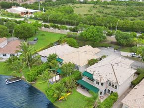 11008 NW 73rd St, Doral FL 33178