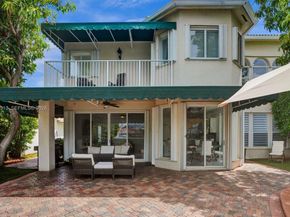 11008 NW 73rd St, Doral FL 33178