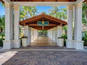 11008 NW 73rd St, Doral FL 33178