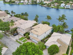 11008 NW 73rd St, Doral FL 33178