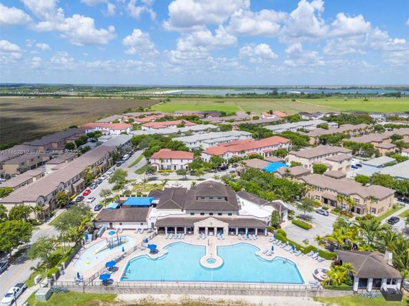 17075 SW 93rd St, Miami FL 33196