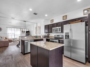 17075 SW 93rd St, Miami FL 33196