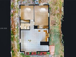 2760 NW 58th St, Miami FL 33142