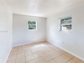 2760 NW 58th St, Miami FL 33142