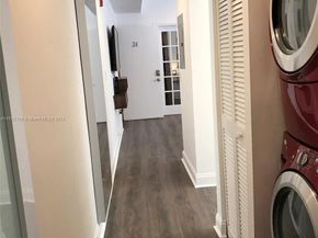 2615 Collins Ave 24, Miami Beach FL 33140