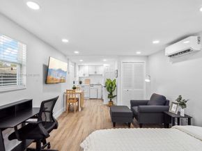 1048 NW 33rd Ave, Miami FL 33125