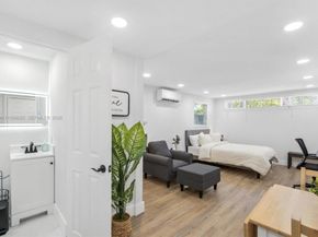 1048 NW 33rd Ave, Miami FL 33125