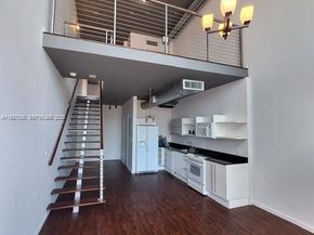 690 SW 1st Ct 2711, Miami FL 33130