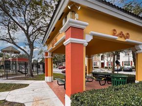 939 NE 42nd Ter, Homestead FL 33033