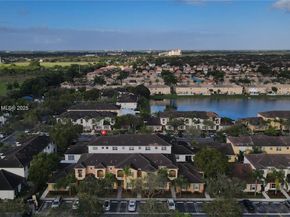 939 NE 42nd Ter, Homestead FL 33033