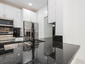 939 NE 42nd Ter, Homestead FL 33033