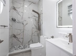 939 NE 42nd Ter, Homestead FL 33033