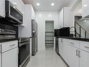 939 NE 42nd Ter, Homestead FL 33033
