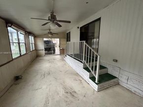 5339 NW 4th Ter, Deerfield Beach FL 33064