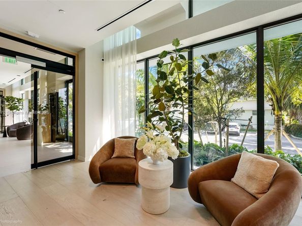 9901 W Bay Harbor Dr 406, Bal Harbour FL 33154