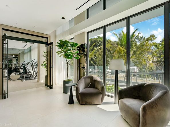 9901 W Bay Harbor Dr 406, Bal Harbour FL 33154