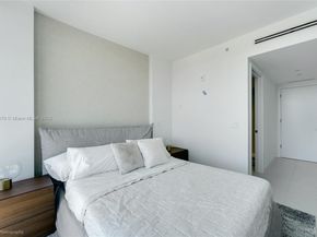 9901 W Bay Harbor Dr 406, Bal Harbour FL 33154