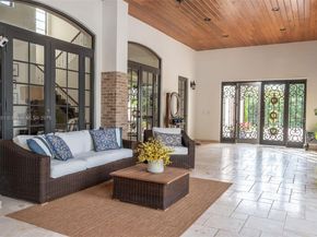 18951 SW 53rd St, Southwest Ranches FL 33332