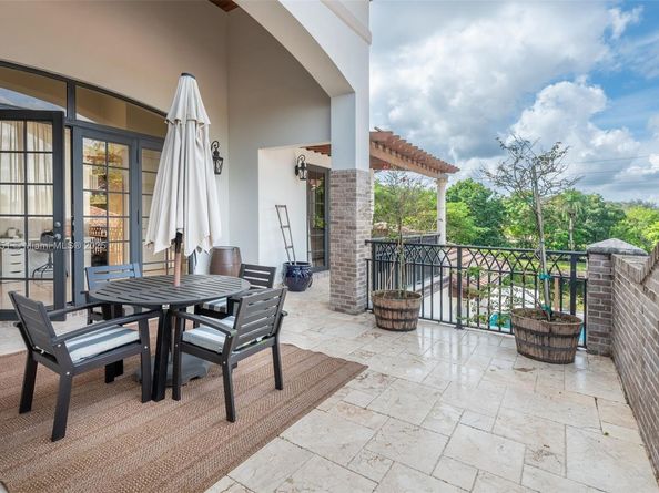 18951 SW 53rd St, Southwest Ranches FL 33332