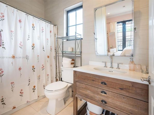 18951 SW 53rd St, Southwest Ranches FL 33332