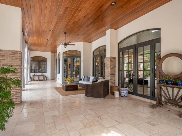 18951 SW 53rd St, Southwest Ranches FL 33332