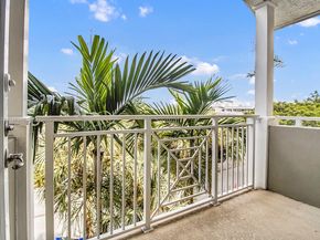 1332 SW 2nd Ct, Fort Lauderdale FL 33312