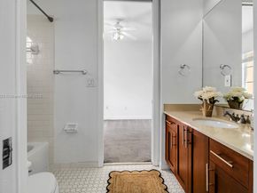 1332 SW 2nd Ct, Fort Lauderdale FL 33312