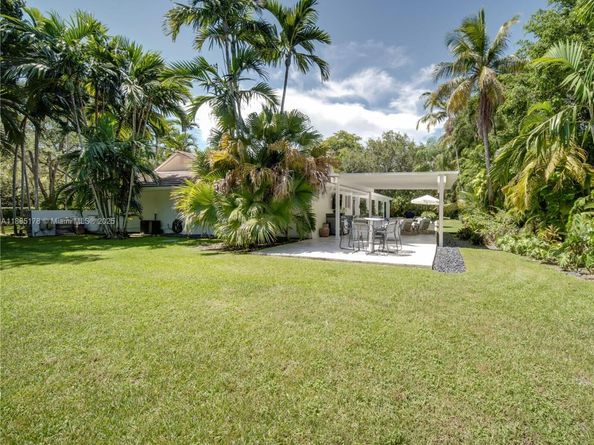 11905 SW 67th Ave, Pinecrest FL 33156