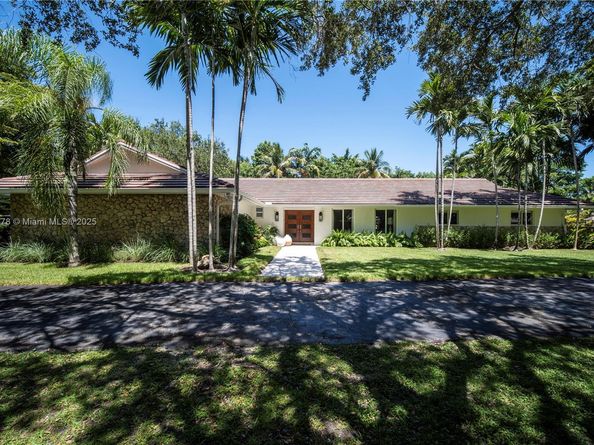 11905 SW 67th Ave, Pinecrest FL 33156