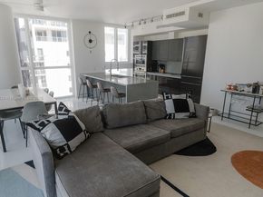 1080 Brickell Ave 3309, Miami FL 33131