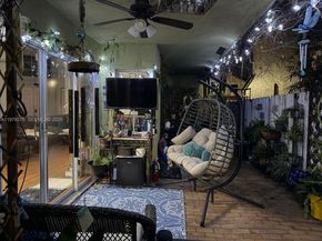 400 Somerset Way, Weston FL 33326