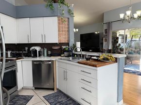 400 Somerset Way, Weston FL 33326