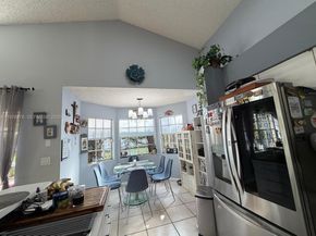 400 Somerset Way, Weston FL 33326