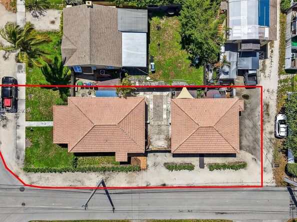 1121 NE 2nd St, Fort Lauderdale FL 33301