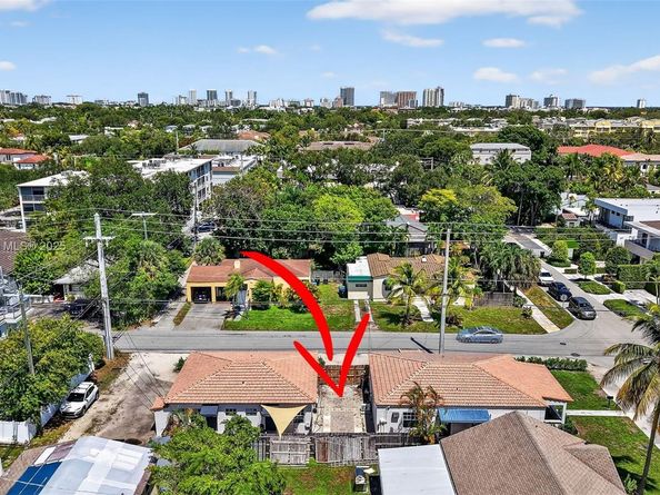 1121 NE 2nd St, Fort Lauderdale FL 33301
