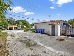 1121 NE 2nd St, Fort Lauderdale FL 33301