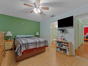 Undisclosed Address #A11849476, West Palm Beach FL 33415
