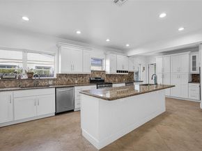 4560 Prairie Ave, Miami Beach FL 33140
