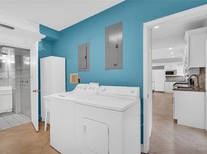 4560 Prairie Ave, Miami Beach FL 33140
